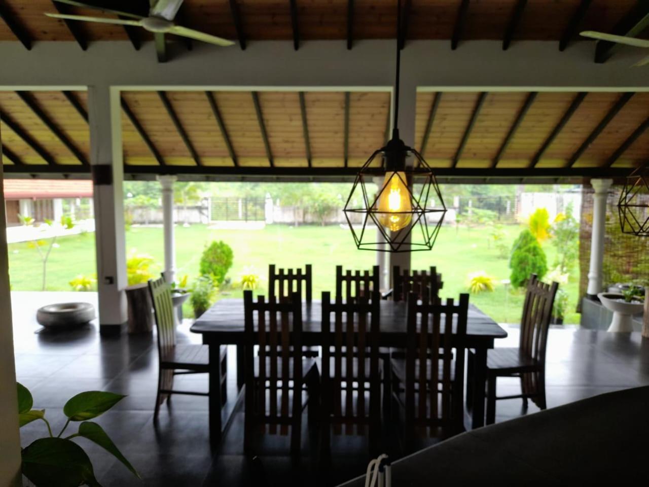 Blu Marine Nilaveli Hotell Trincomalee Exteriör bild