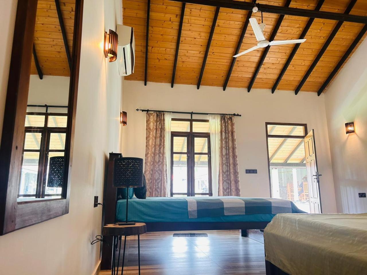 Blu Marine Nilaveli Hotell Trincomalee Exteriör bild